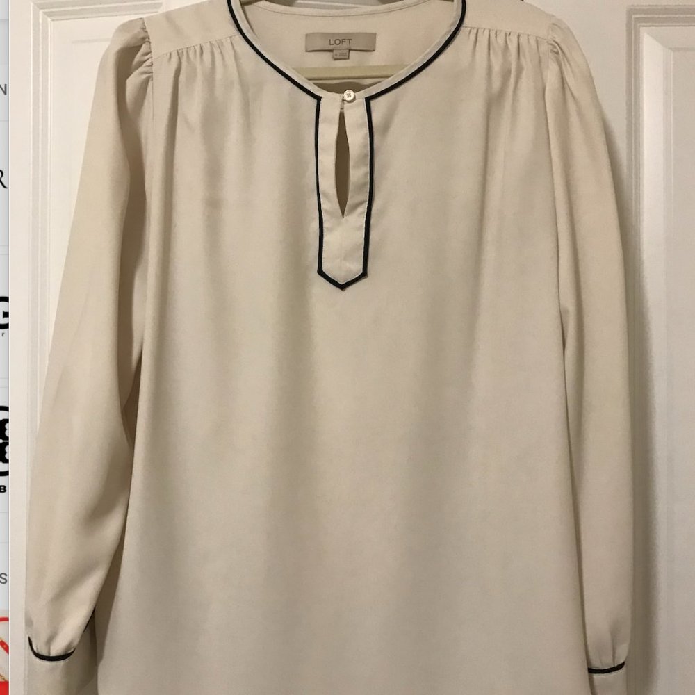 LOFT Blouse with button detail